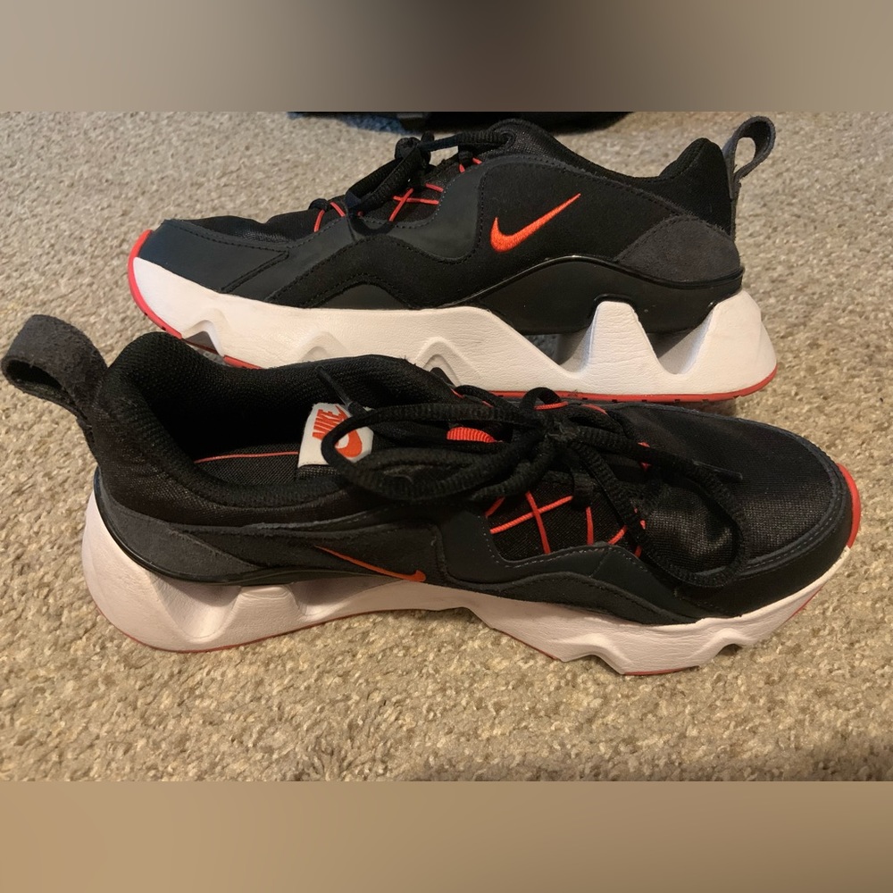 Nike RYZ 365 red/black colorway platform sneakers